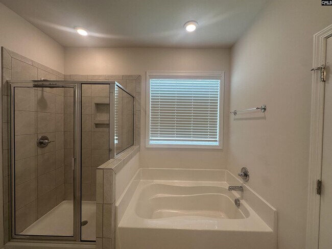 Building Photo - 958 Magwood Ct
