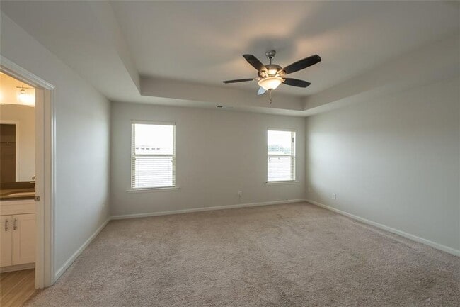 Building Photo - 4013 Park Ln