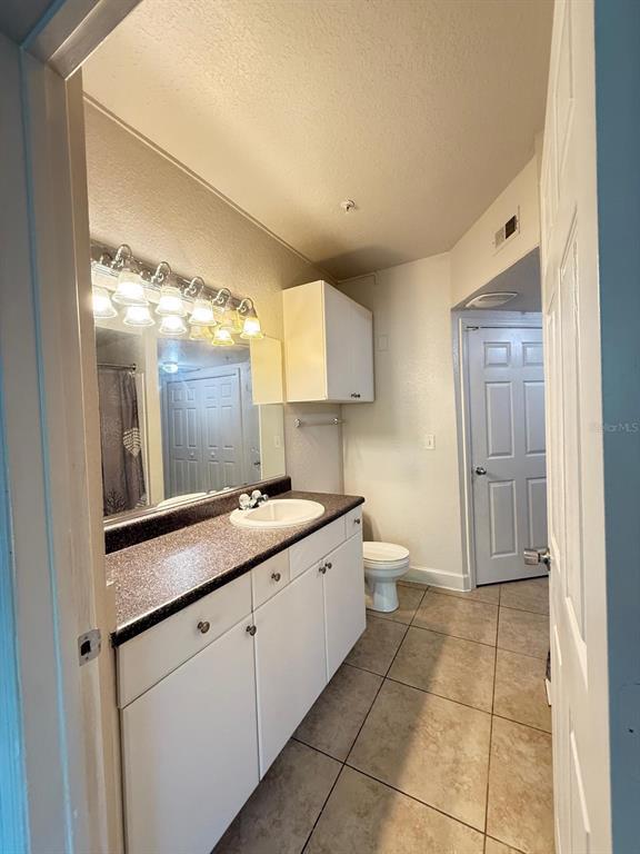 Building Photo - 202 E South St