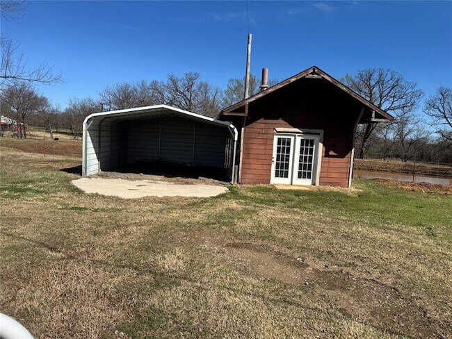 Building Photo - 353112 E 860 Rd