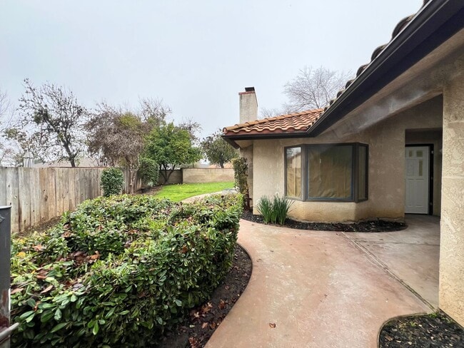 Building Photo - Beautiful 3-bedroom for rent- West Side