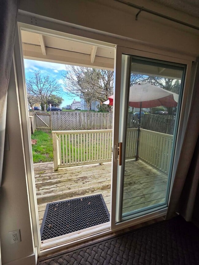 Building Photo - AR6290