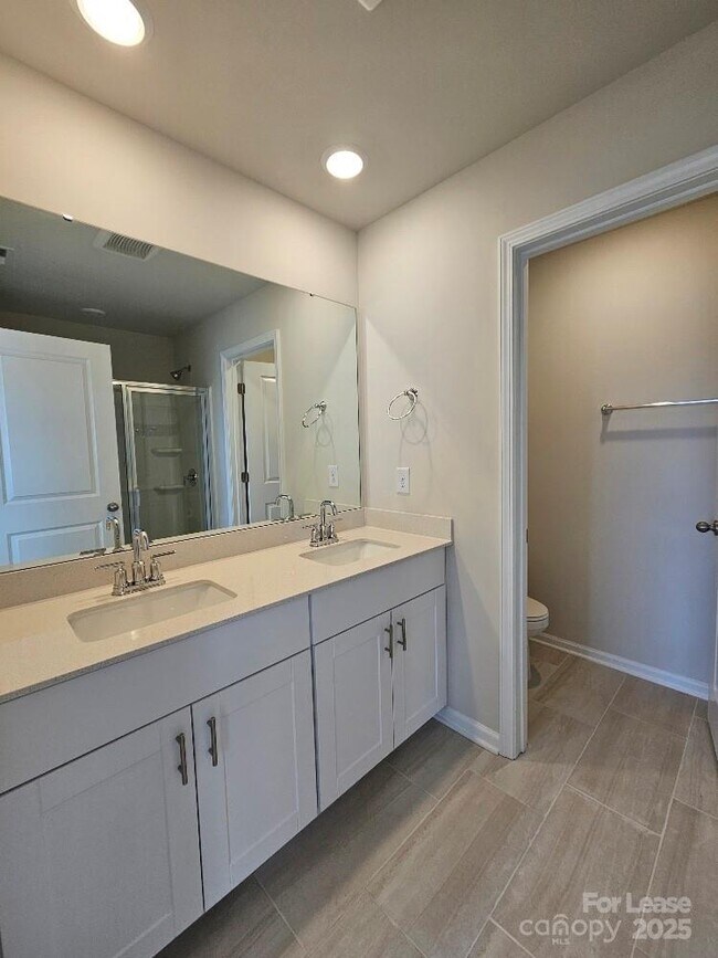 Building Photo - 5213 Brailey Cir