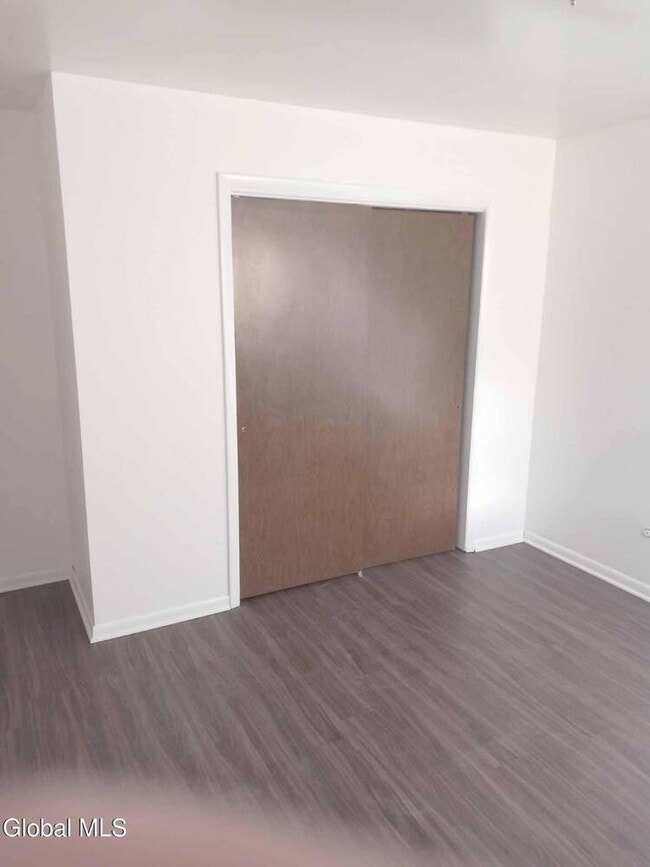 Building Photo - 470 Summer St