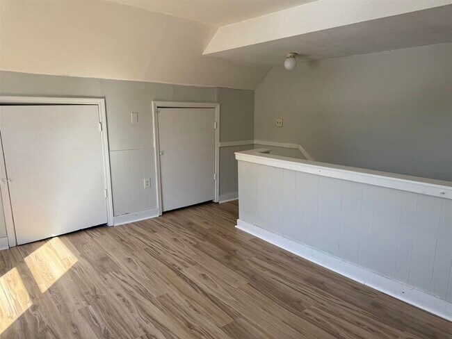 Building Photo - 41 Beech St