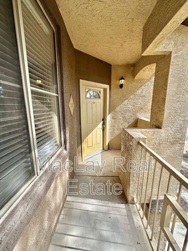 Building Photo - 10136 E Southern Ave