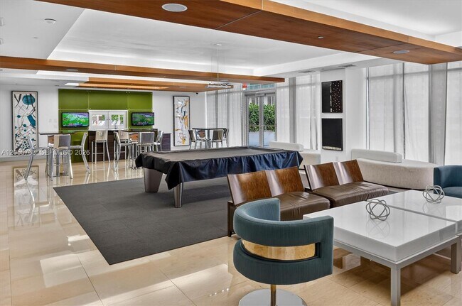 Building Photo - 500 Brickell Ave