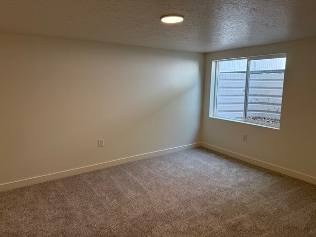 Building Photo - 3550 W Franco Ct