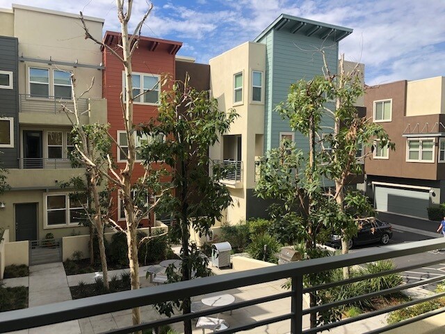 2nd Floor Balcony - 315 Royal Gln