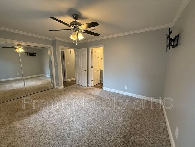 Building Photo - 4021 Whirlaway Ct