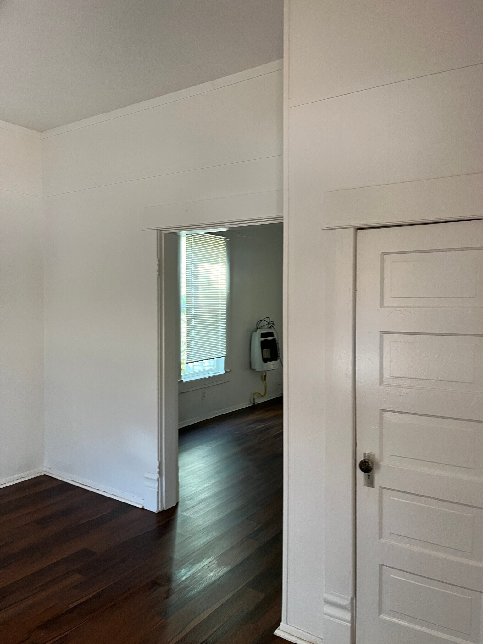 Building Photo - 431 E Woodard St