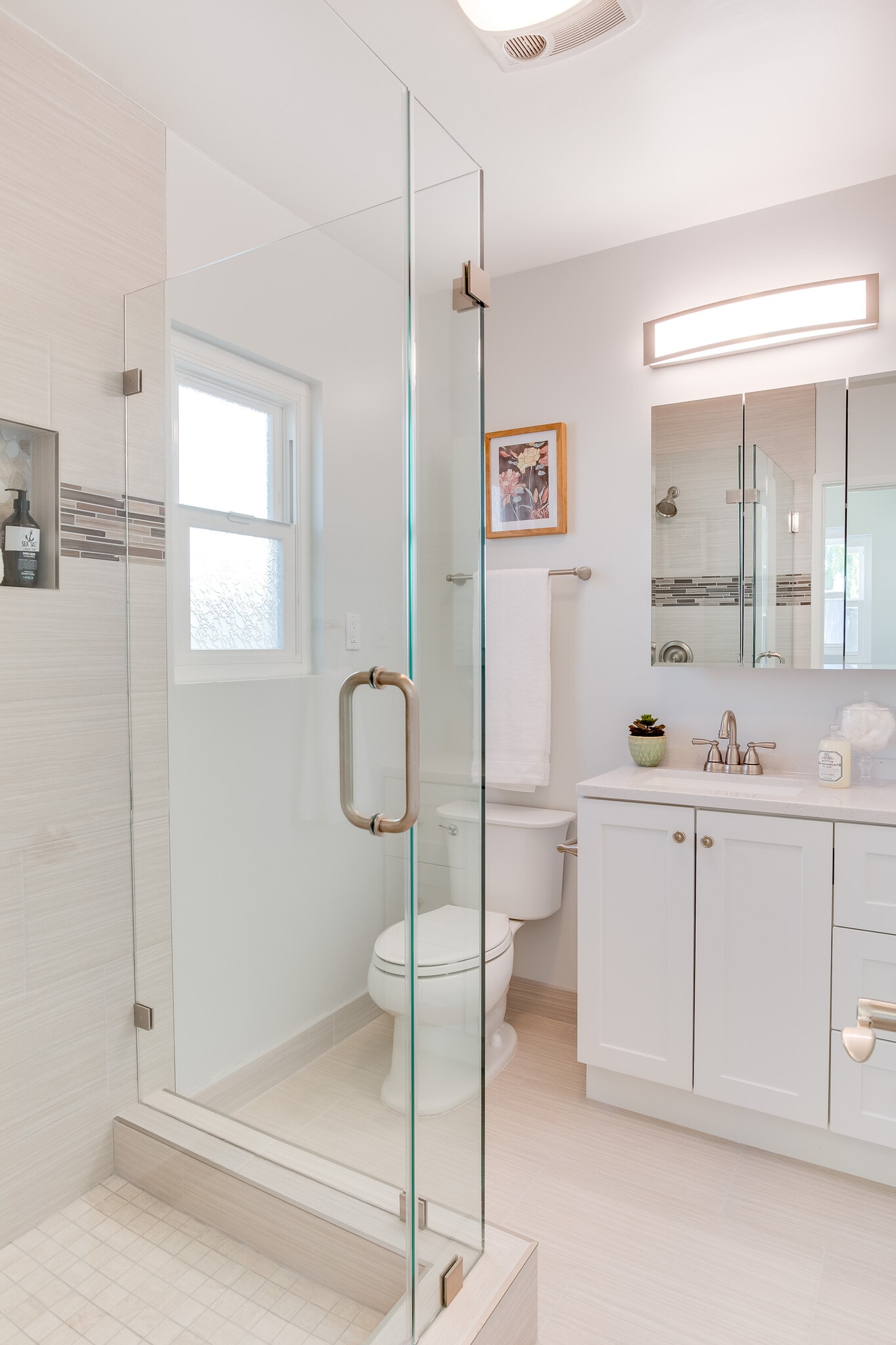 Building Photo - 8345 Westlawn Ave