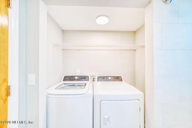 Building Photo - 259 Riberia St