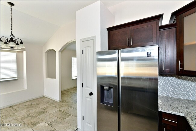 Building Photo - 14945 Tierra Escape Ave