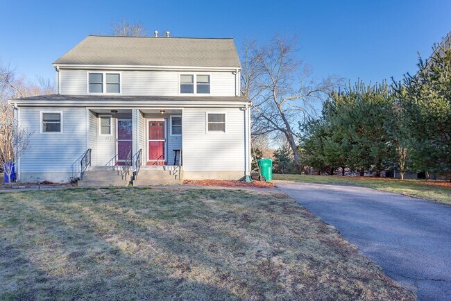 Building Photo - 9 Quincy Way