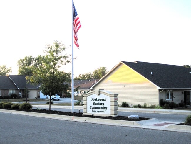 Building Photo - Ruby Circle West*