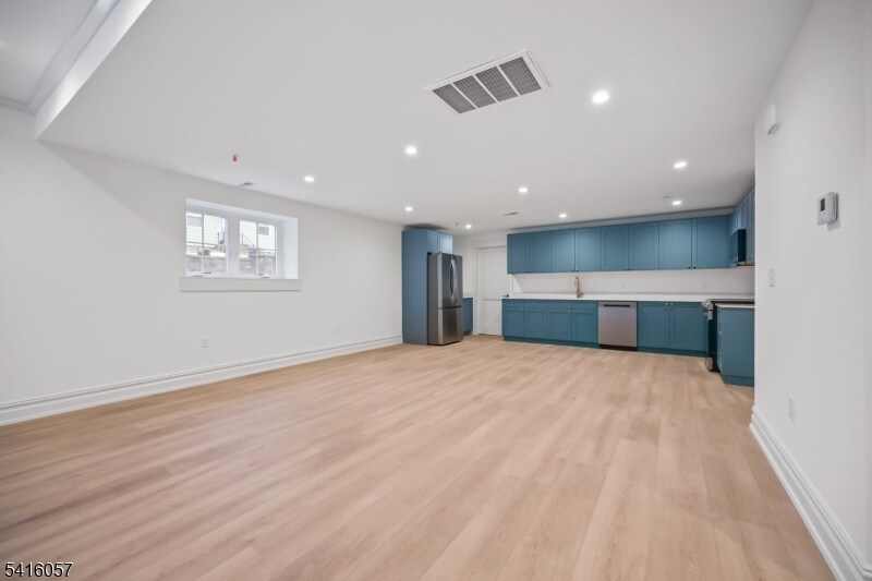 Building Photo - 1209 Littleton Rd