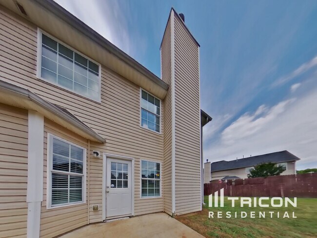 Building Photo - 1005 Ulster Ct