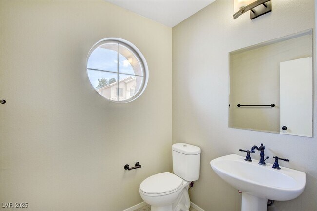 Building Photo - 9037 Trumpet Ct