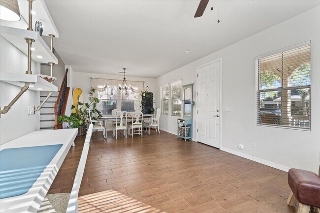 Building Photo - 21072 W Maiden Ln