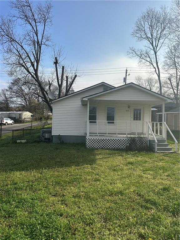 Building Photo - 617 Cassville Rd SE