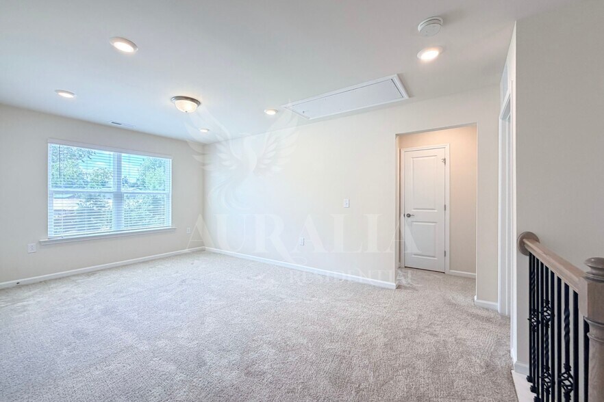 Building Photo - 5701 Agrinio Way