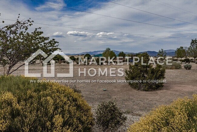 Building Photo - 8 Carson Valley Way