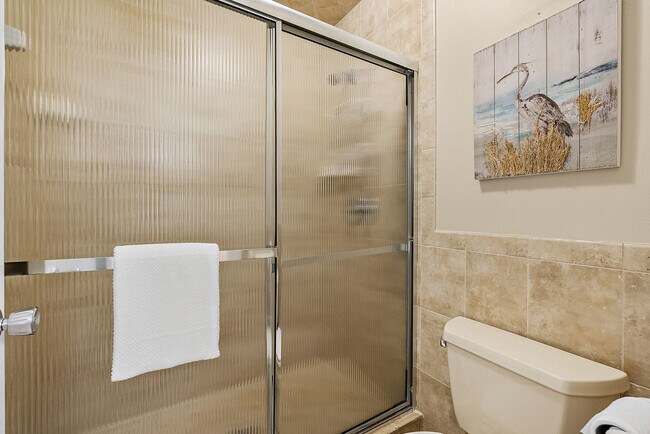 Building Photo - 11 Oceanside Dr