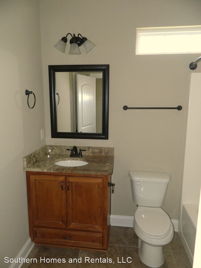 Building Photo - 4 br, 3 bath House - 4001 Stowe Drive