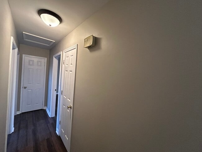 Building Photo - 108 Pinecrest Loop