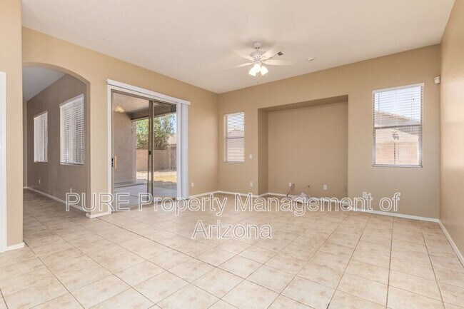 Building Photo - 7418 W Lariat Ln