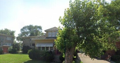 Building Photo - 13934 S Edbrooke Ave