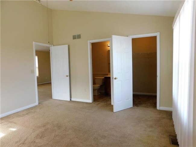 Building Photo - 1206 Carthage Dr