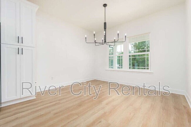 Building Photo - 2676 Halperns Way