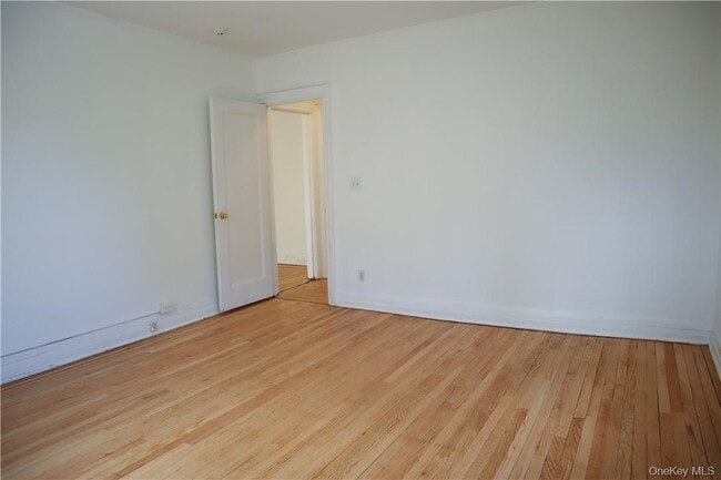 Building Photo - 42 Barker Ave