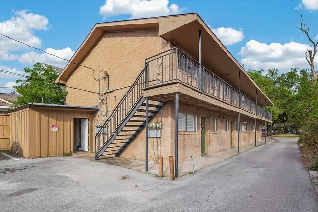 Building Photo - 1217 Heights Blvd