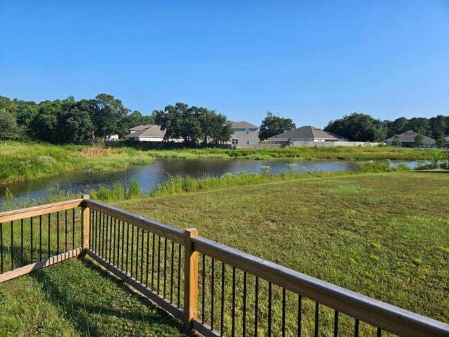 Building Photo - 303 Twin Lakes Blvd
