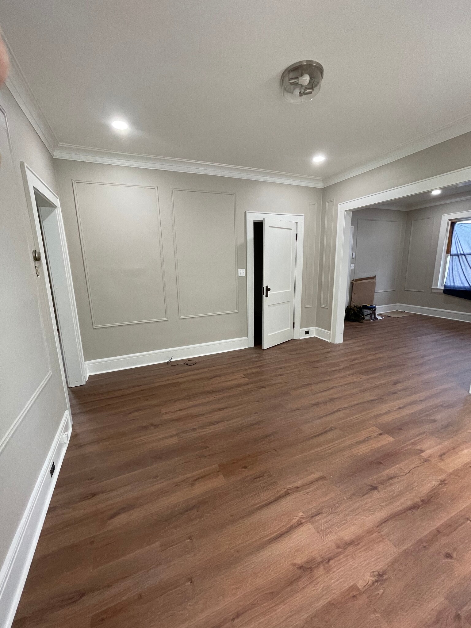 Building Photo - 37 Western Pky