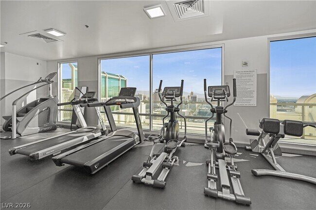 Building Photo - 900 S Las Vegas Blvd