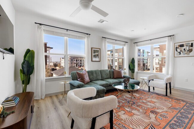 Building Photo - 1301 Leah Ave