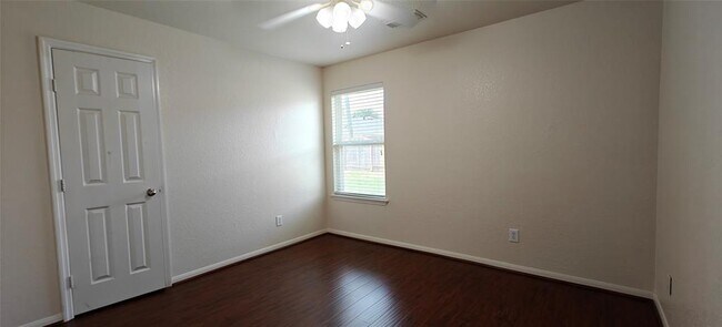 Building Photo - 11727 Forest Wind Ln