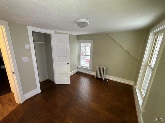 Building Photo - 127 Winslow St