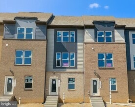 Building Photo - 11296 ARISTOTLE St