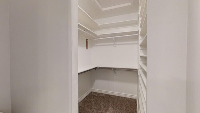 Building Photo - Springville Home