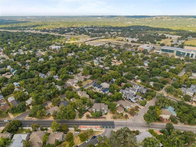 Building Photo - 3806 Bull Creek Rd