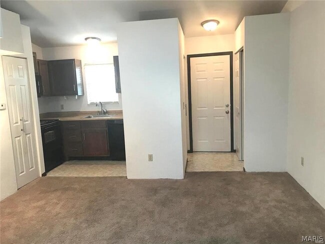 Building Photo - 111 Ashley Dr