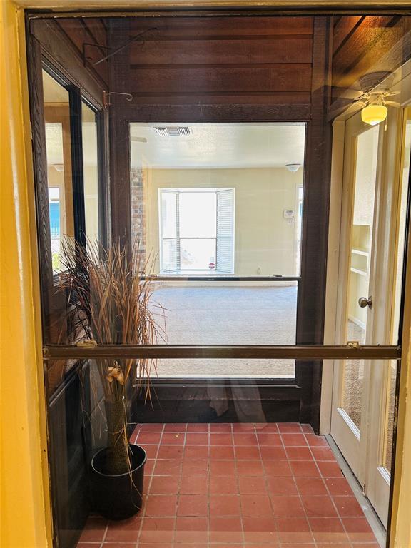 Building Photo - 1919 Place Rebecca Ln