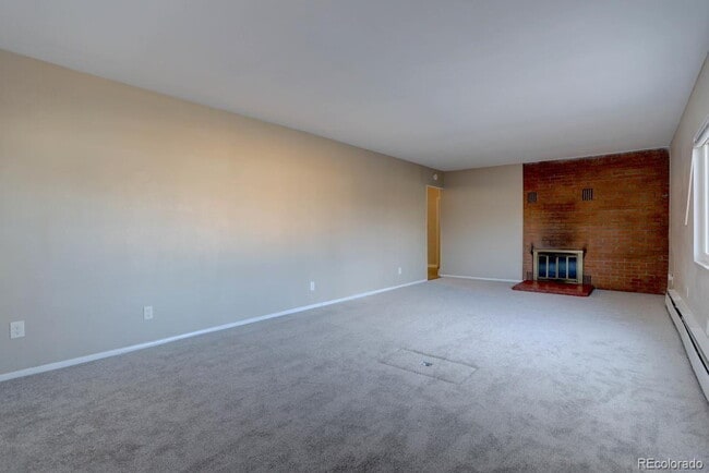 Building Photo - Updated 3 Bedroom Home in Hoffman Heights