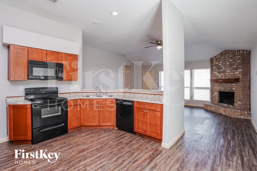 Building Photo - 4306 Regency Villa Dr