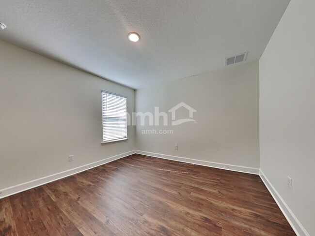 Building Photo - 12330 Paperbark Pl